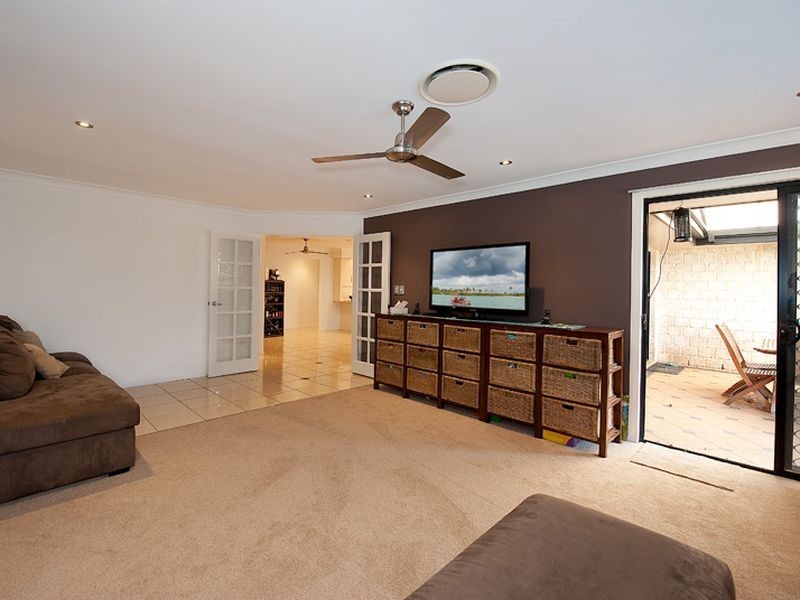 22 Peridot Crescent, Mango Hill QLD 4509