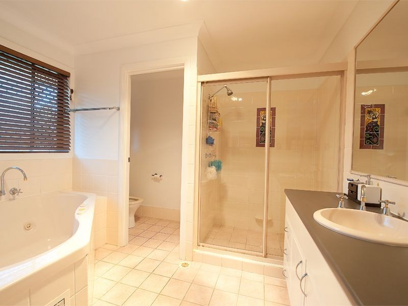 22 Peridot Crescent, Mango Hill QLD 4509