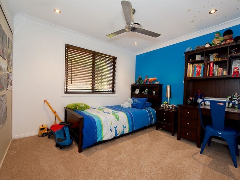 22 Peridot Crescent, Mango Hill QLD 4509