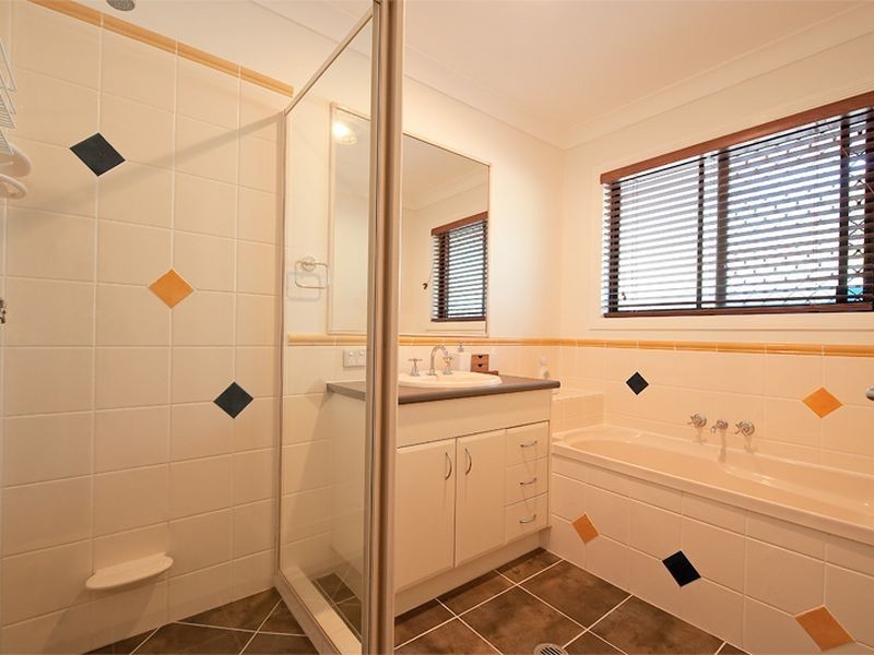 22 Peridot Crescent, Mango Hill QLD 4509