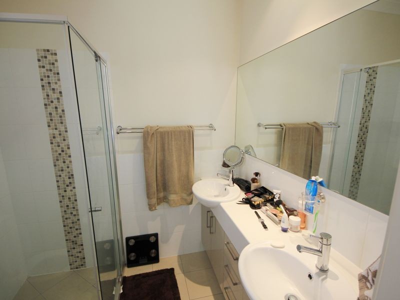 22 Williams Crescent, North Lakes QLD 4509