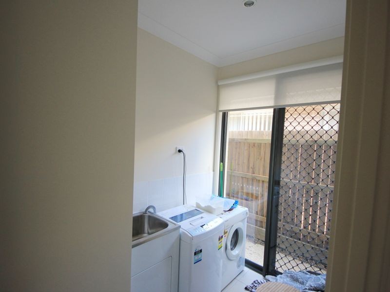 22 Williams Crescent, North Lakes QLD 4509