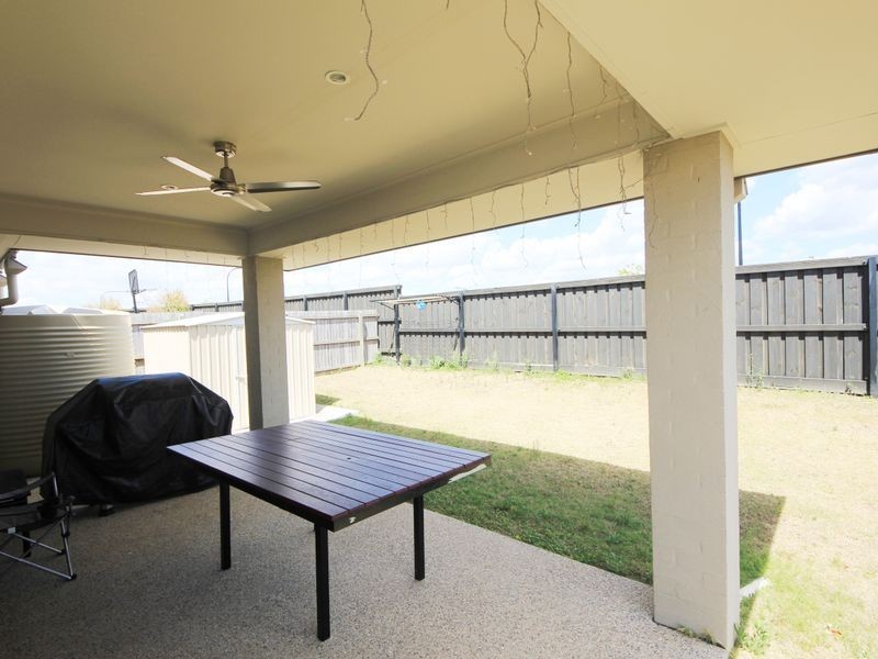 22 Williams Crescent, North Lakes QLD 4509