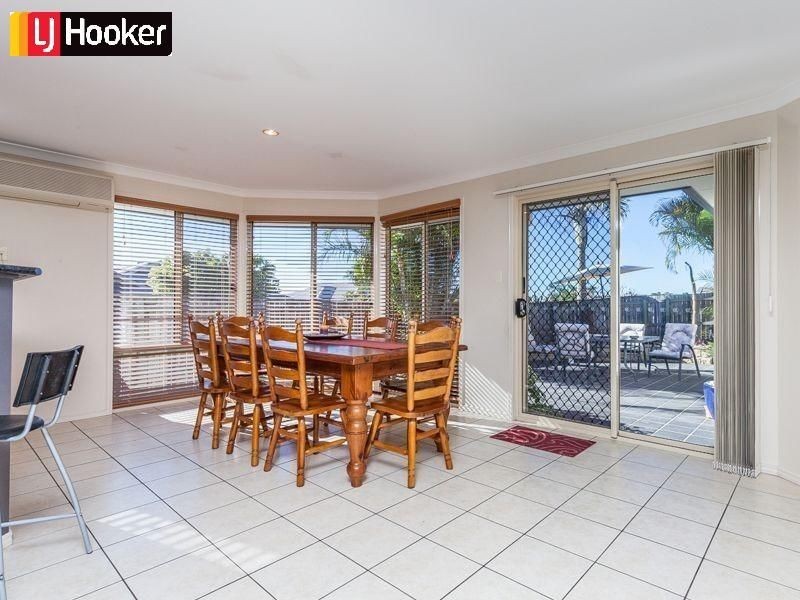 15 Dotterel Crescent, North Lakes QLD 4509