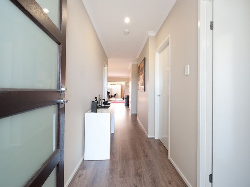 6 Wallis Circuit, North Lakes QLD 4509