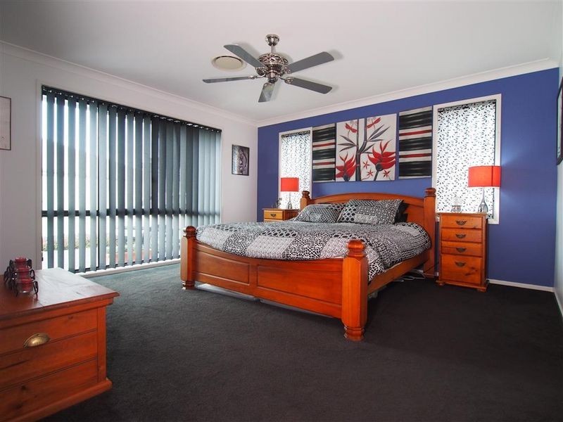 8 Orla Court, Murrumba Downs QLD 4503