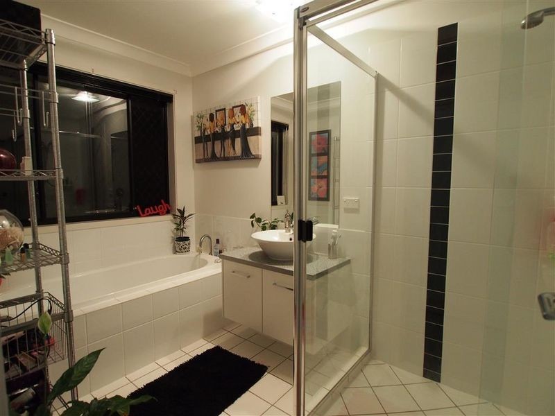 8 Orla Court, Murrumba Downs QLD 4503