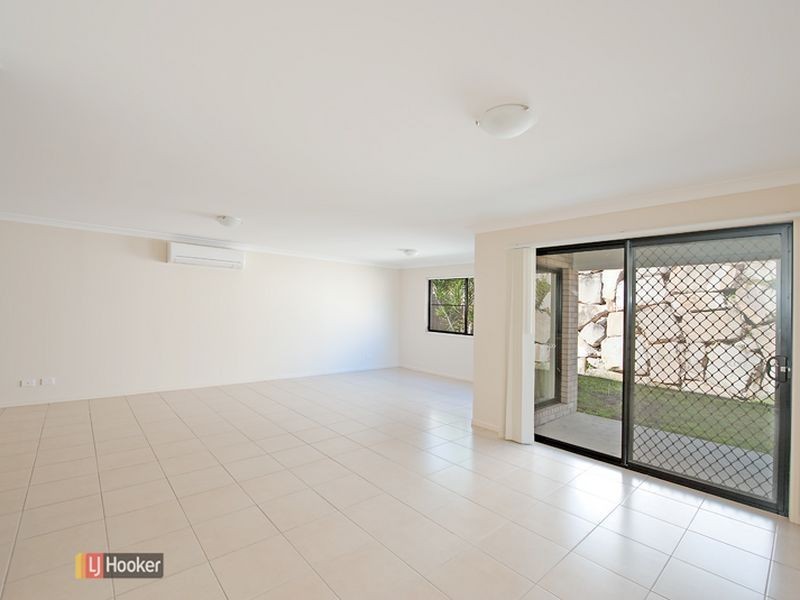 15 Nina Crescent, North Lakes QLD 4509