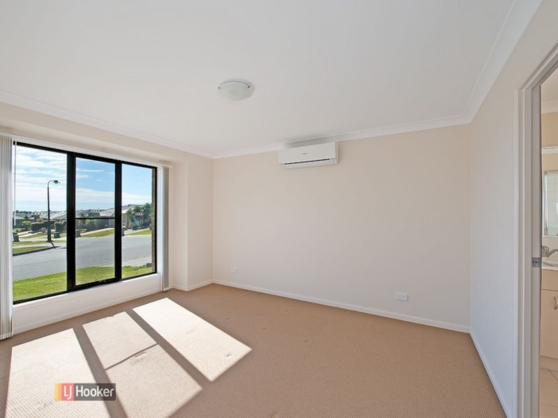 15 Nina Crescent, North Lakes QLD 4509