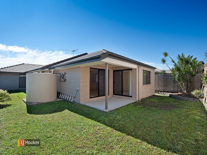 15 Nina Crescent, North Lakes QLD 4509