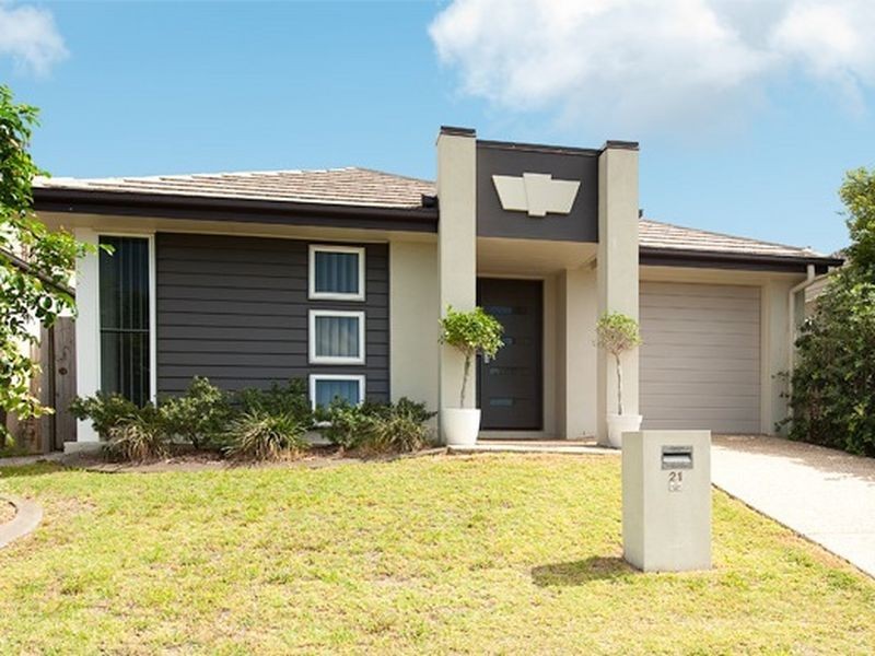 21 Riviera Crescent, North Lakes QLD 4509