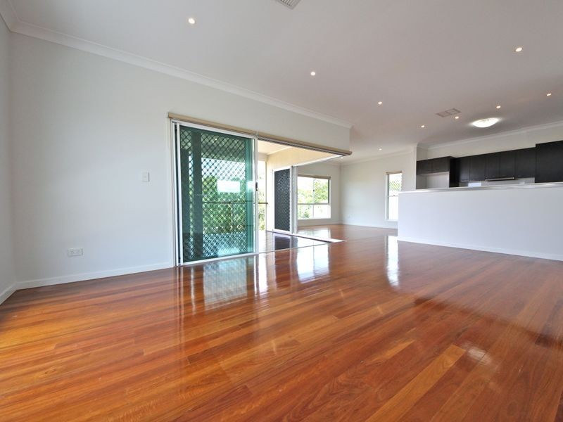 18 Elkington Cct, North Lakes QLD 4509