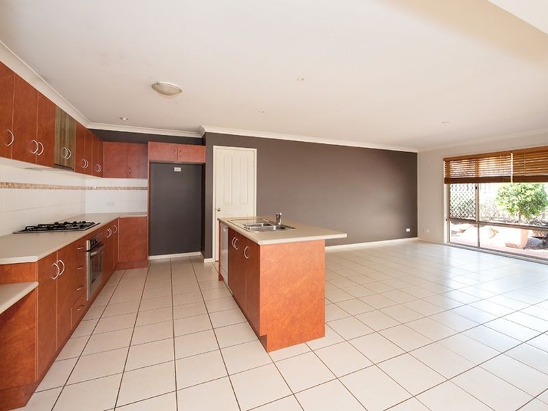11 Swordgrass Court, Kallangur QLD 4503