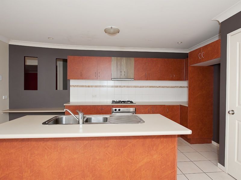 11 Swordgrass Court, Kallangur QLD 4503