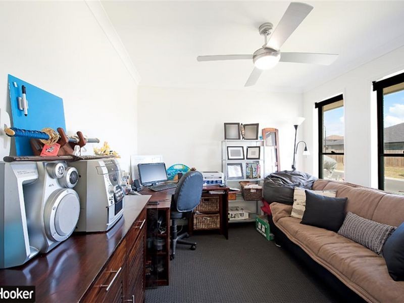 20 Nullarbor Cct, North Lakes QLD 4509