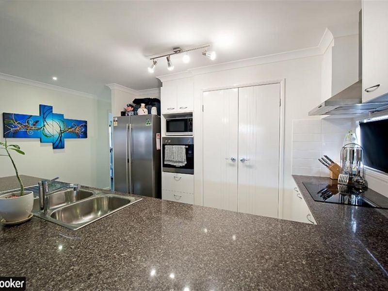 20 Nullarbor Cct, North Lakes QLD 4509