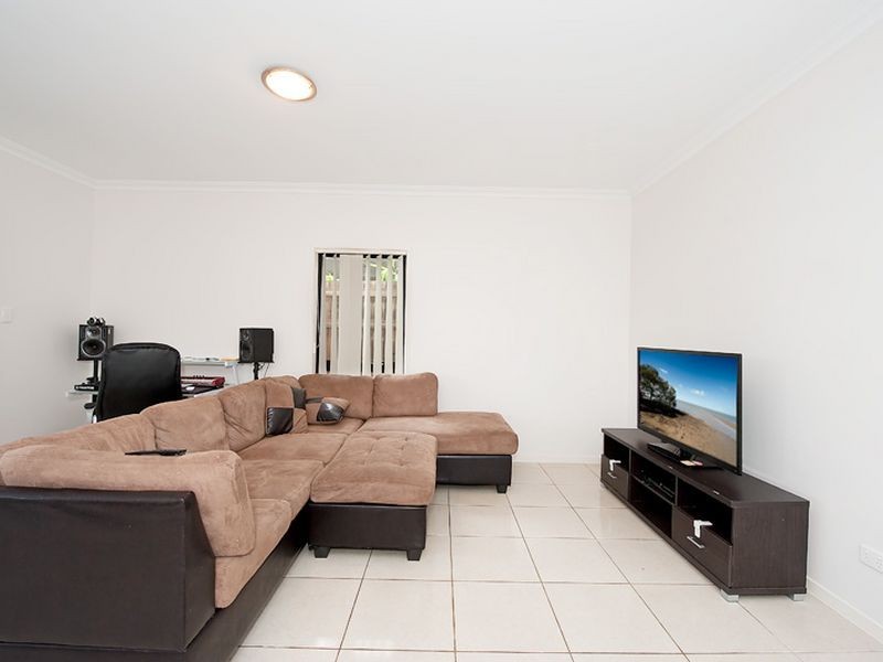 35 Kangaroo Street, North Lakes QLD 4509