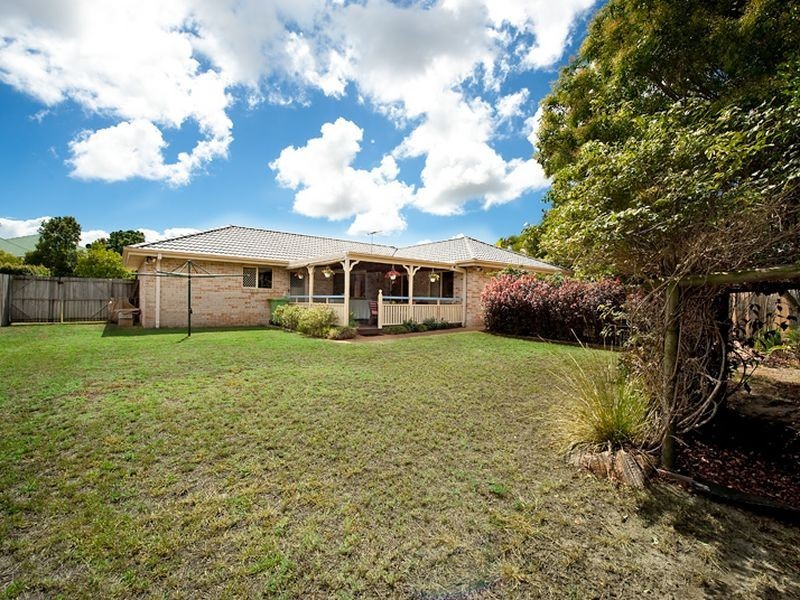 19 Chilton Crescent, North Lakes QLD 4509