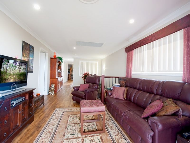 10 Kakadu Court, North Lakes QLD 4509