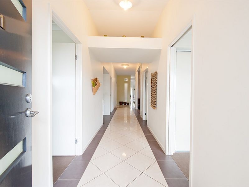 1 Quartz Crescent, Mango Hill QLD 4509