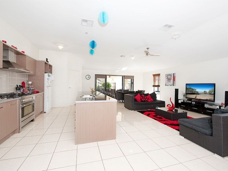 1 Quartz Crescent, Mango Hill QLD 4509