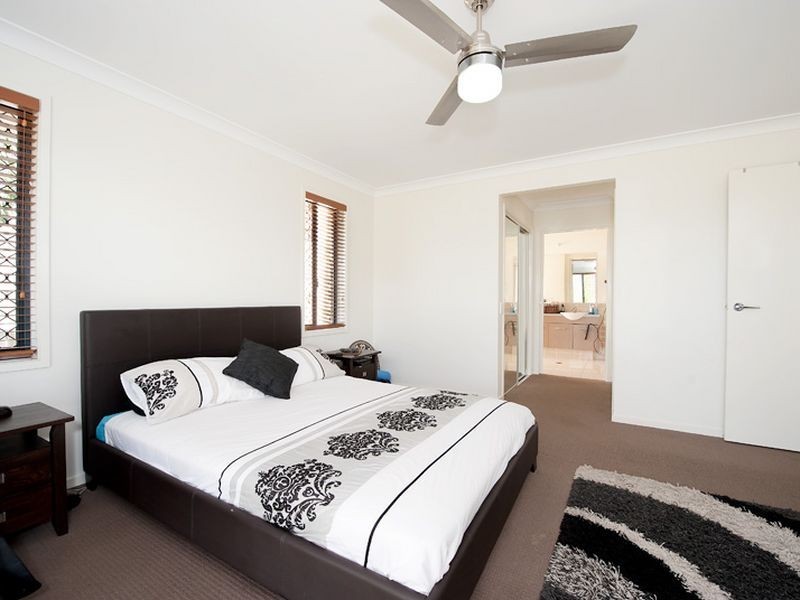 1 Quartz Crescent, Mango Hill QLD 4509