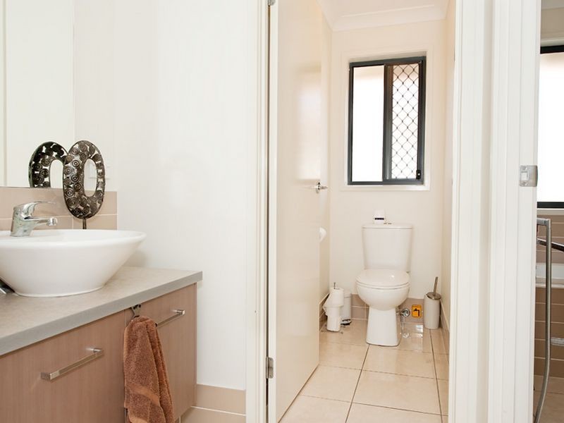 1 Quartz Crescent, Mango Hill QLD 4509