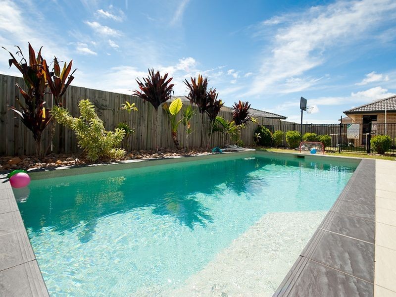 1 Quartz Crescent, Mango Hill QLD 4509