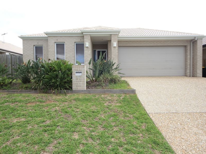28 Williams Crescent, North Lakes QLD 4509