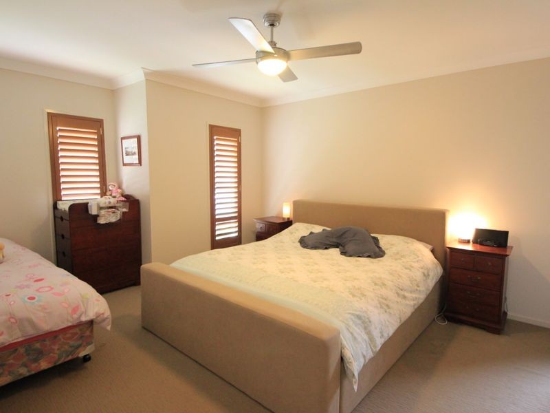 28 Williams Crescent, North Lakes QLD 4509