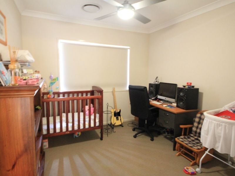 28 Williams Crescent, North Lakes QLD 4509