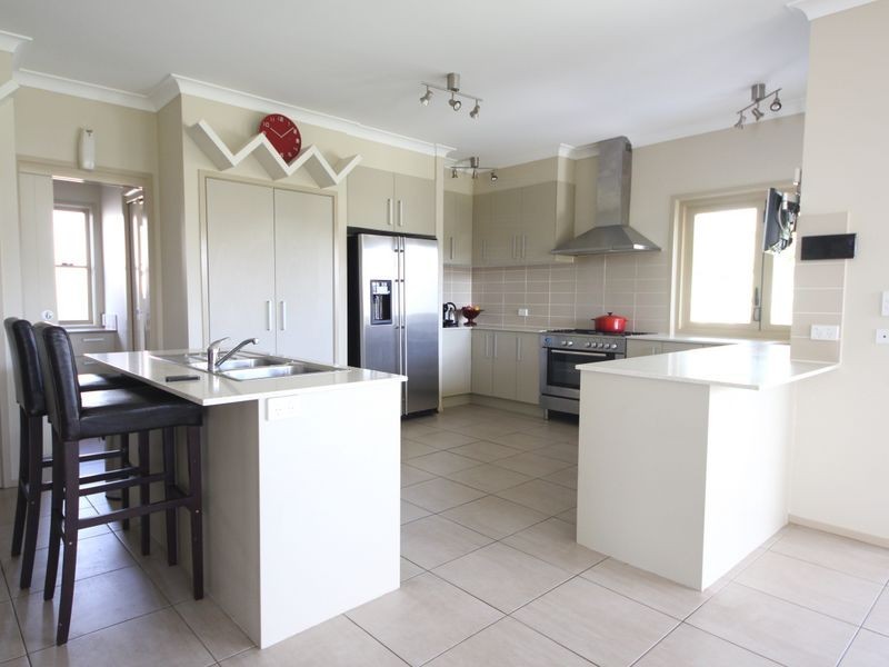 9 First Street, North Lakes QLD 4509