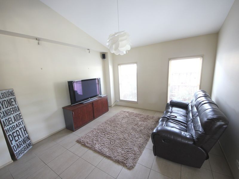 9 First Street, North Lakes QLD 4509
