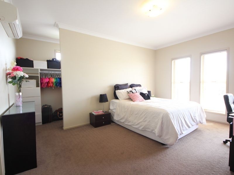 9 First Street, North Lakes QLD 4509