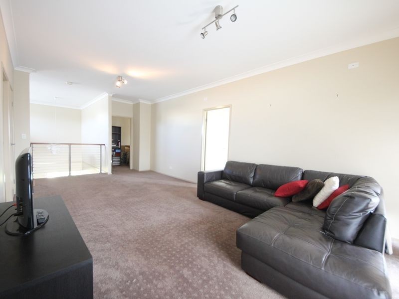 9 First Street, North Lakes QLD 4509