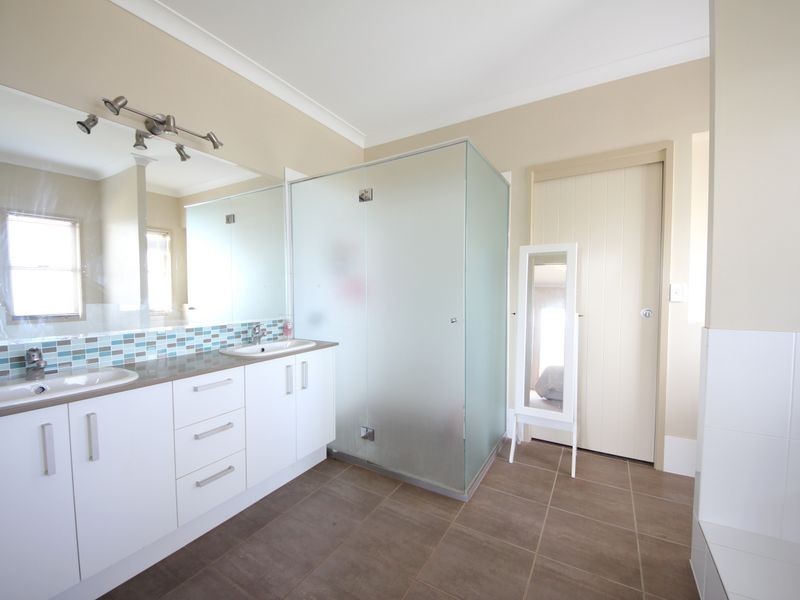 9 First Street, North Lakes QLD 4509