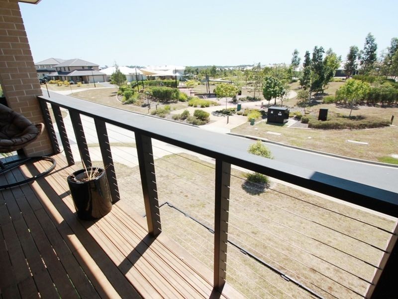 9 First Street, North Lakes QLD 4509