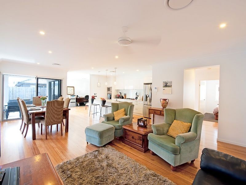 6 Troon Street, North Lakes QLD 4509