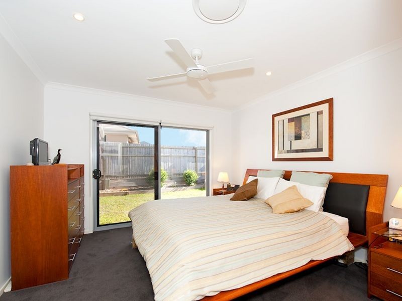 6 Troon Street, North Lakes QLD 4509