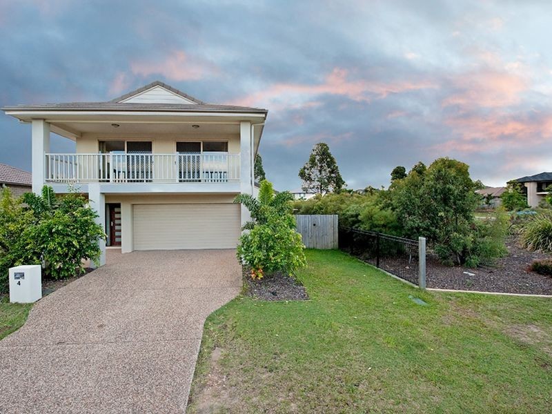 4 Freeman Street, North Lakes QLD 4509