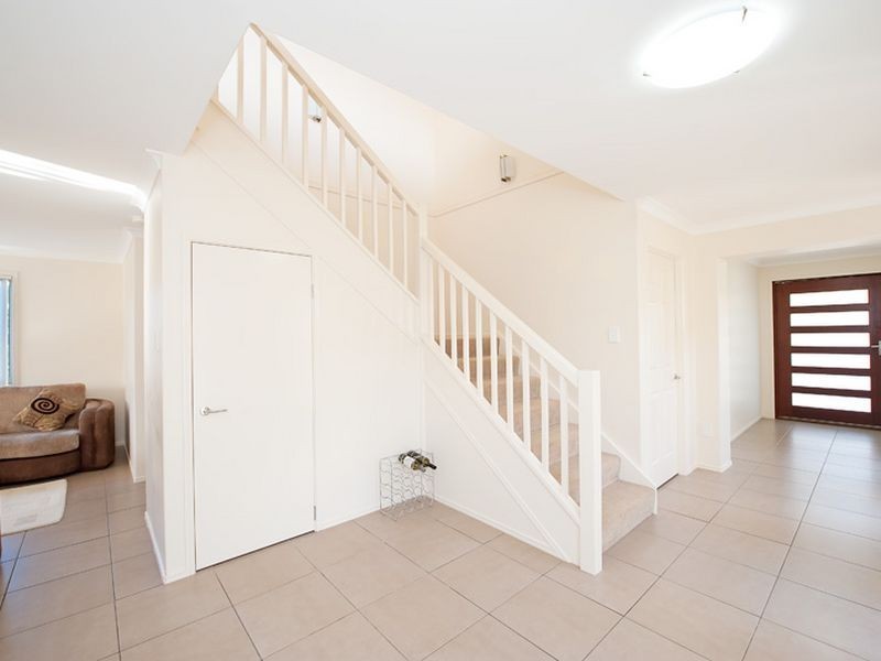 4 Freeman Street, North Lakes QLD 4509