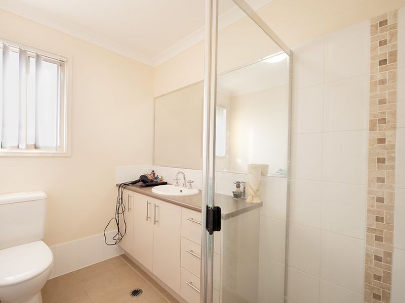 4 Freeman Street, North Lakes QLD 4509