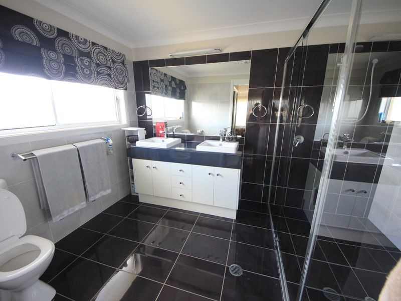 10 Kakadu Court, North Lakes QLD 4509