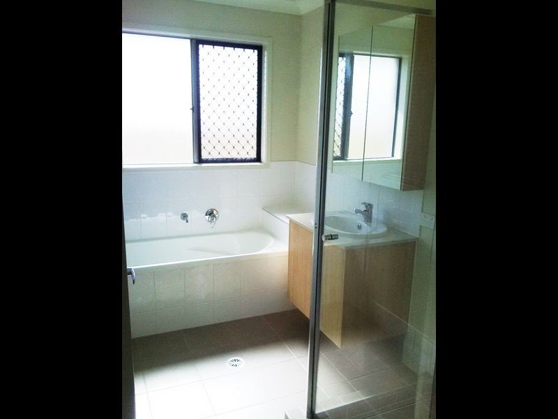 30 Kingston Court, North Lakes QLD 4509