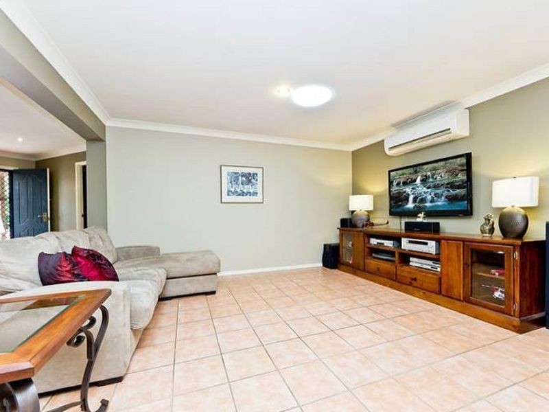 15 Chichester Street, North Lakes QLD 4509