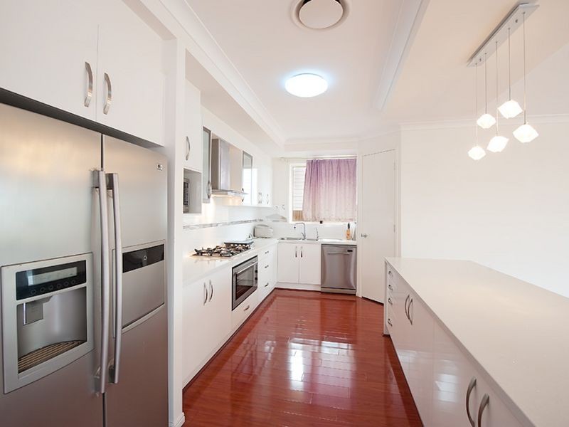 16 Griffith Court, North Lakes QLD 4509