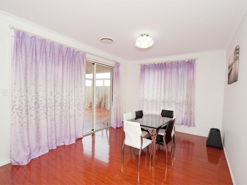 16 Griffith Court, North Lakes QLD 4509