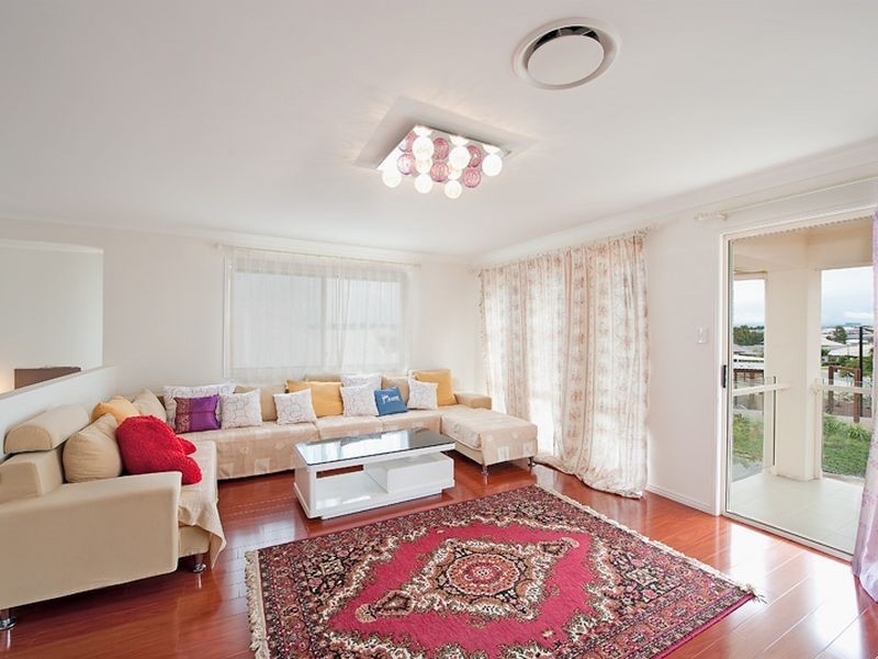 16 Griffith Court, North Lakes QLD 4509