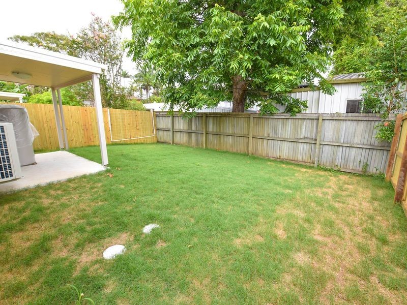 2/ 27 Old Gympie Road, Kallangur QLD 4503