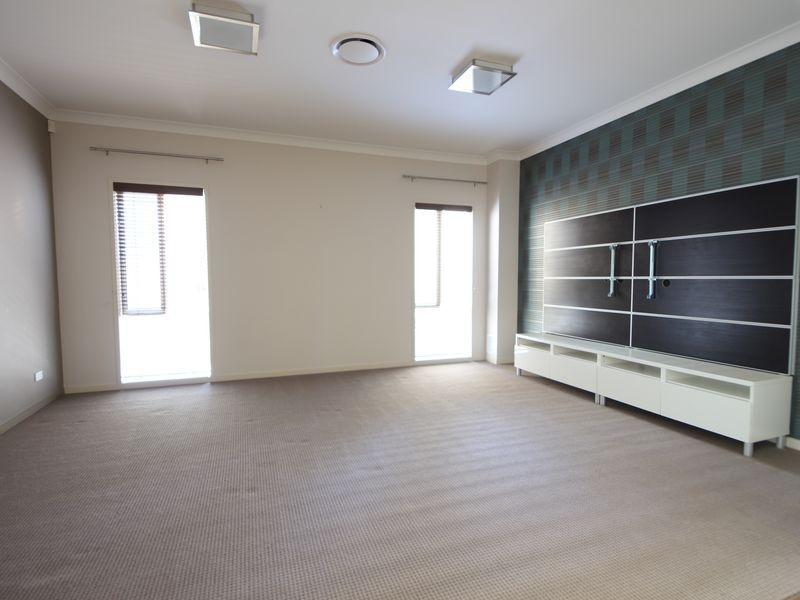 38 Forrestal Circuit, North Lakes QLD 4509